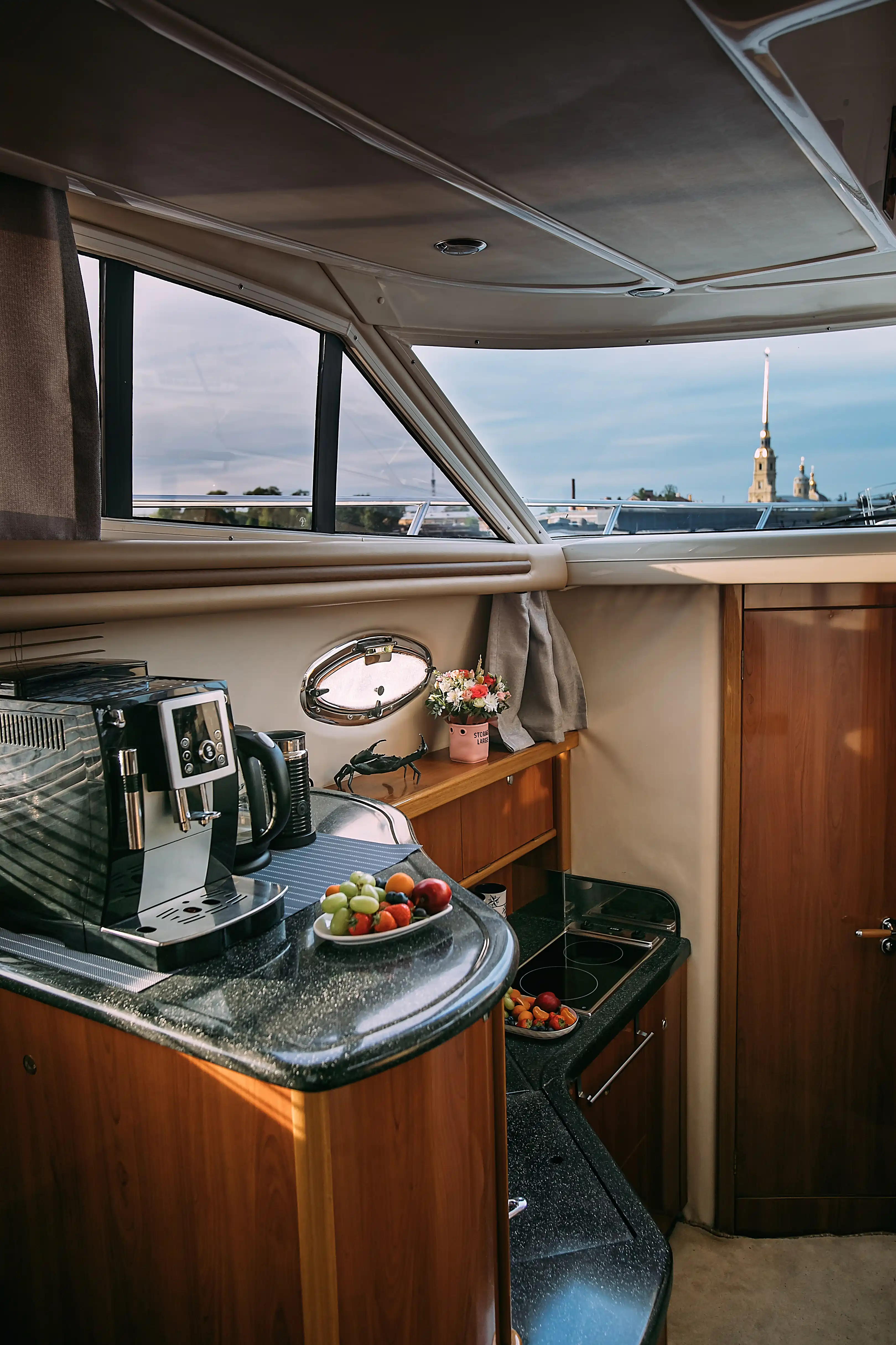 Яхта Sealine 39 AMO image- 25